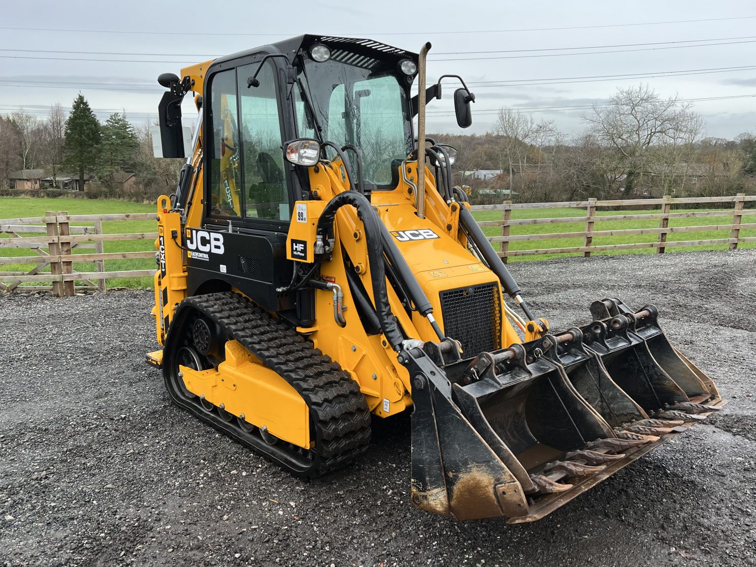 Jcb Cxt Hf Tracked Backhoe Loader For Sale Dewhurst Agricultural