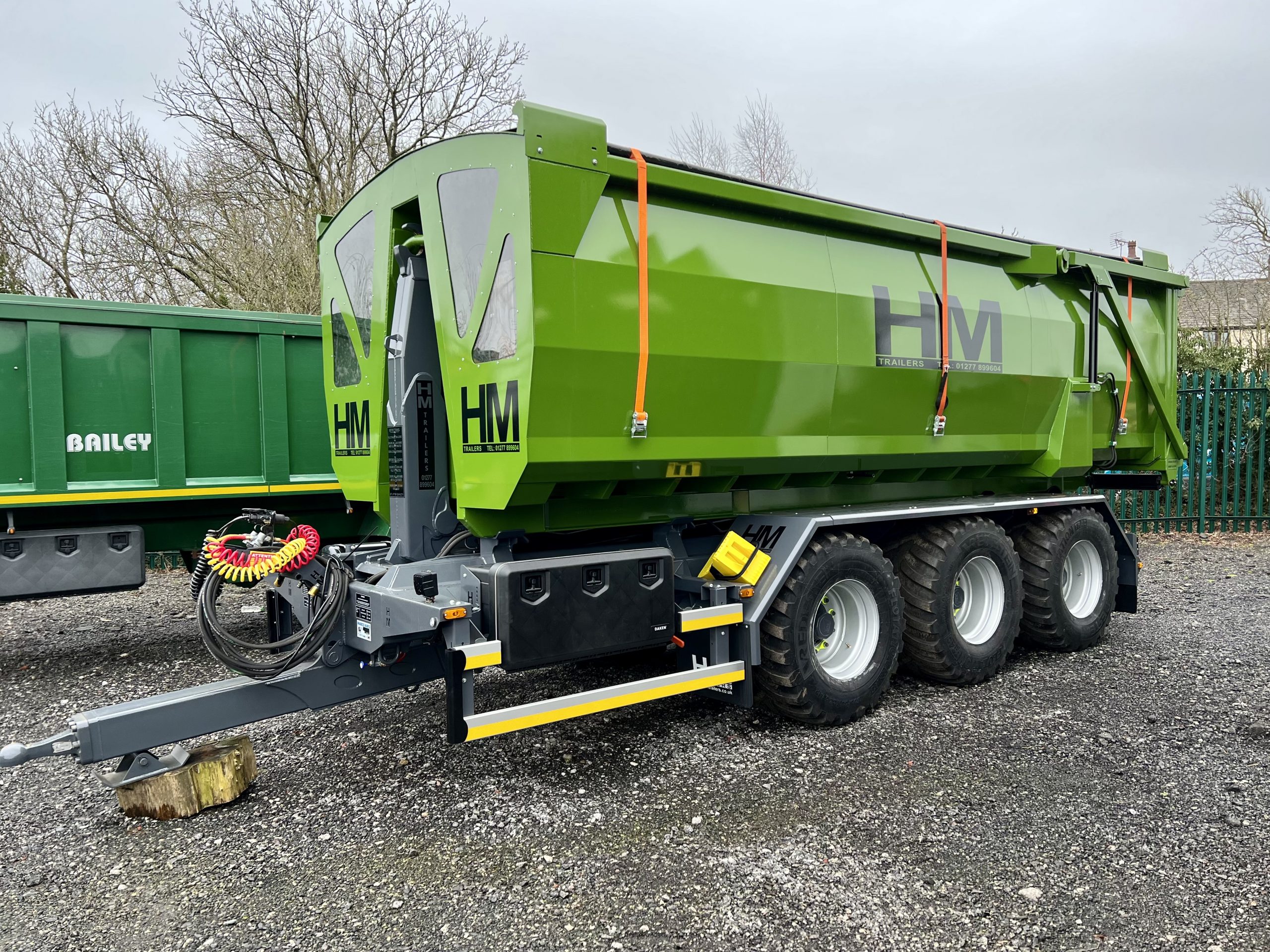 2022 HM Trailers 20 Ton Tri Axle Hooklift Trailer 600 Tyres For Sale Dewhurst Agricultural