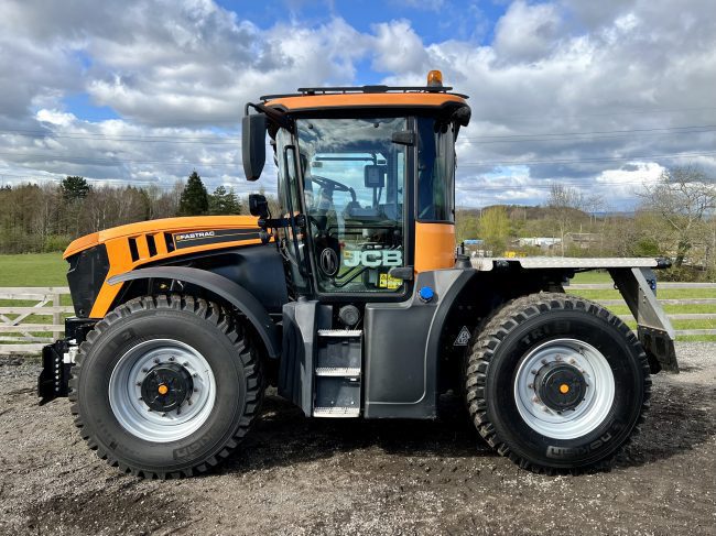 2020 JCB Fastrac 4220 Utility Stage 5 For Sale - Dewhurst Agricultural