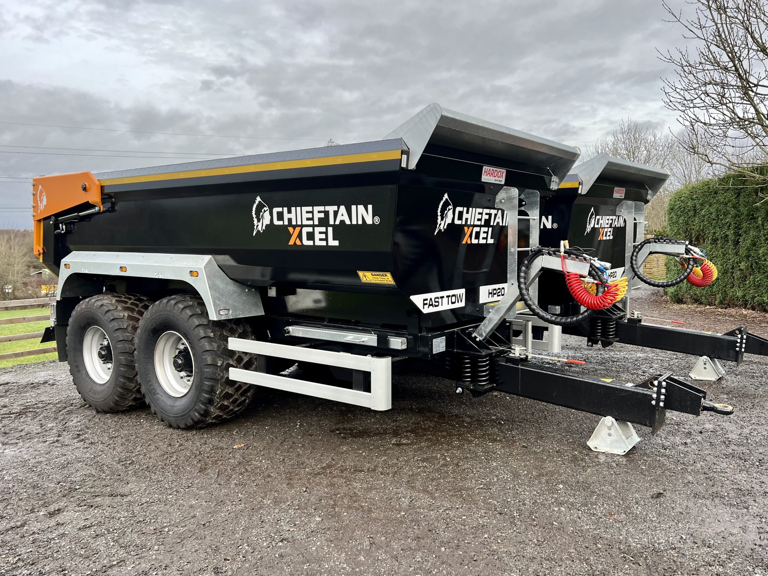2024 New Chieftain XCEL 20 Ton Half Pipe Dump Trailer For Sale - Dewhurst  Agricultural, image size:2560x1920