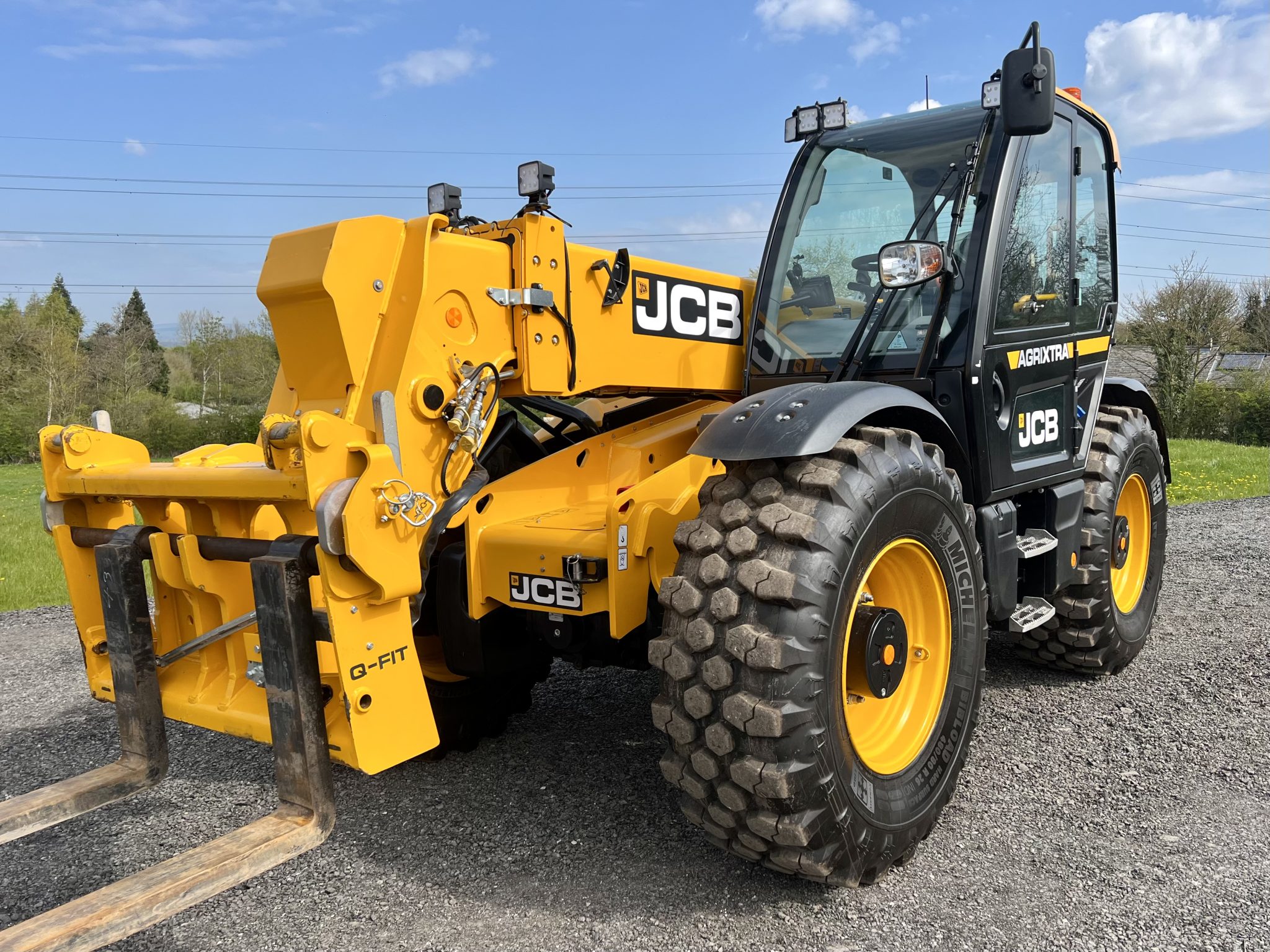 2023-jcb-560-80-agri-xtra-dualtech-for-sale-dewhurst-agricultural