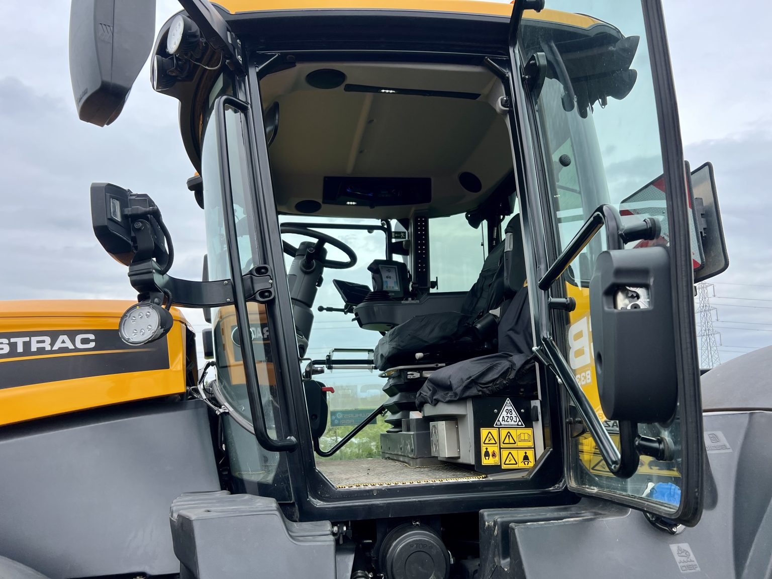 2020/70 JCB Fastrac 8330 Stage 5 c/w Trimble Guidance For Sale