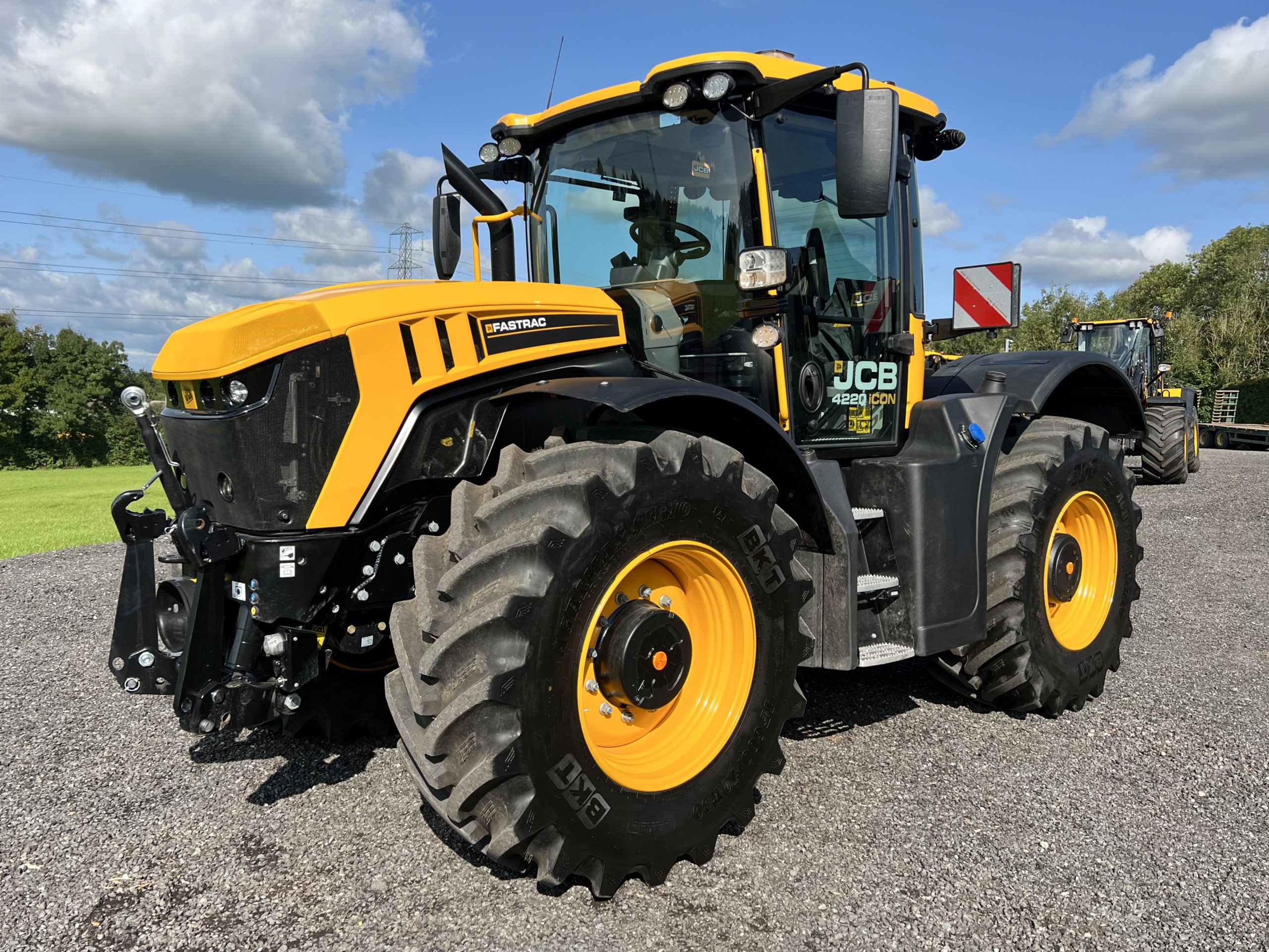 2023 JCB Fastrac 4220 ICON For Sale - Dewhurst Agricultural